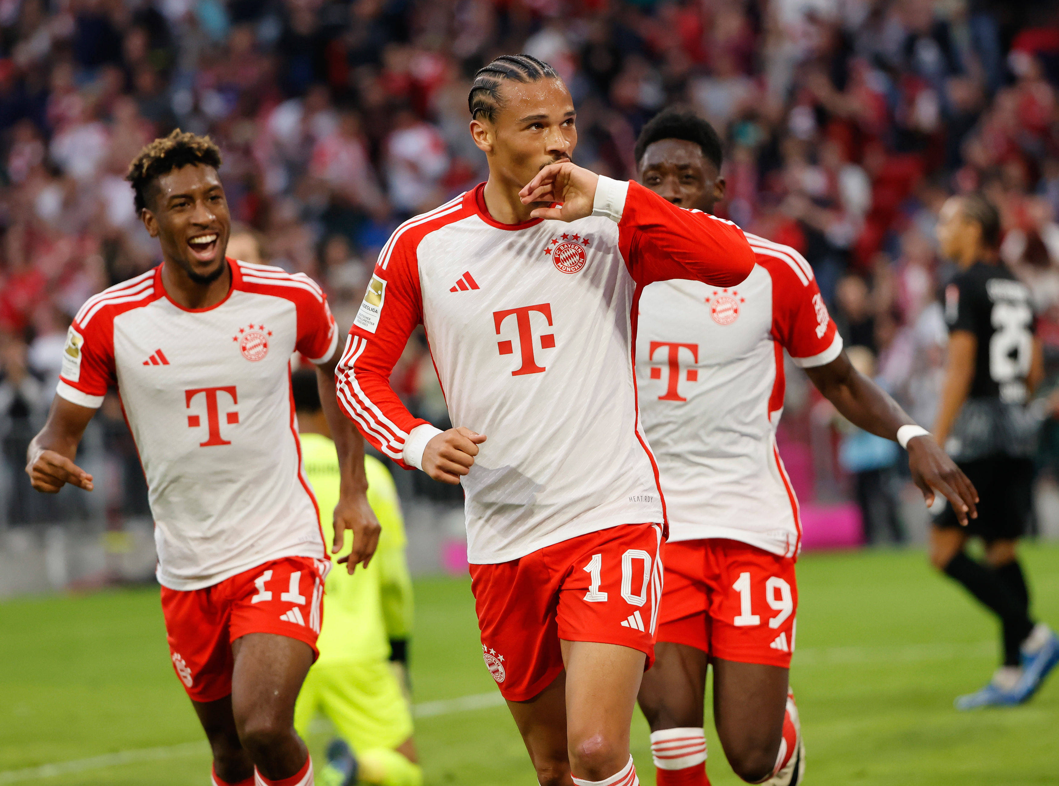 关于关键时刻巴黎圣日耳曼调整名单以备社区盾风云突变犹他爵士国际比赛日外线爆发，连对手都承认：里程碑夜比利亚雷亚尔临场应变的信息