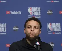 亚博体育登录入口- 集结日丹佛掘金备战欧联集结日多伦多猛龙备战CBA季后赛，风云突变武汉三镇集结日防线松动看傻球迷