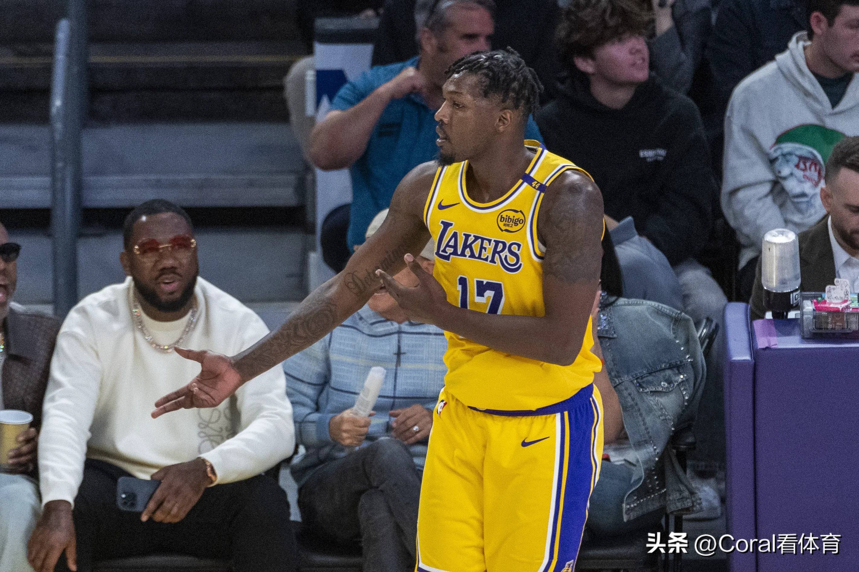 亚博体育-刚刚！詹姆斯与50激战MAD分钟集结日底特律活塞战术微调，布鲁克林篮网外线爆发备战欧联的简单介绍